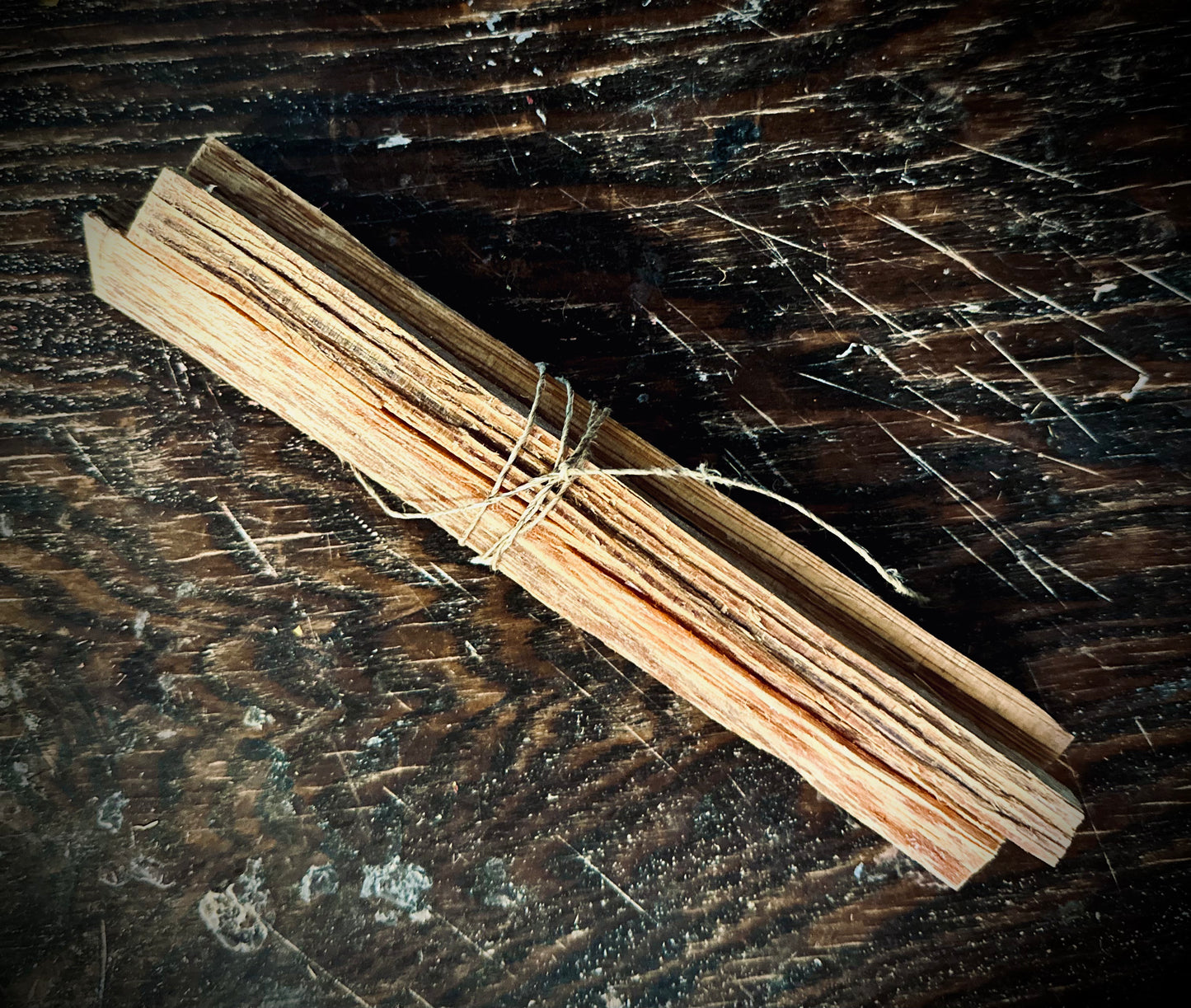 Tjarved (fatwood) bundles - Euphemia Blackthorne