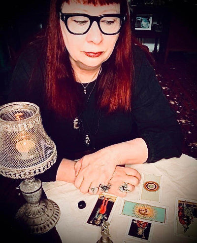 Tarot intuitive reading with Euphemia - Personal at accommodation - Daylesford - Couple - 60mins - Euphemia Blackthorne