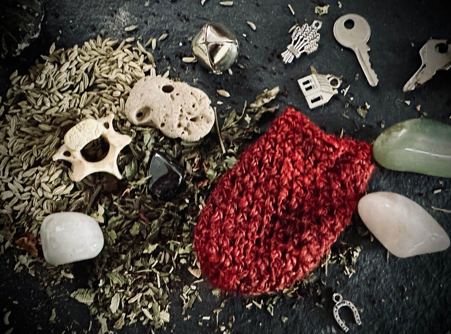 Nettle yarn charm bag - handmade - Euphemia Blackthorne