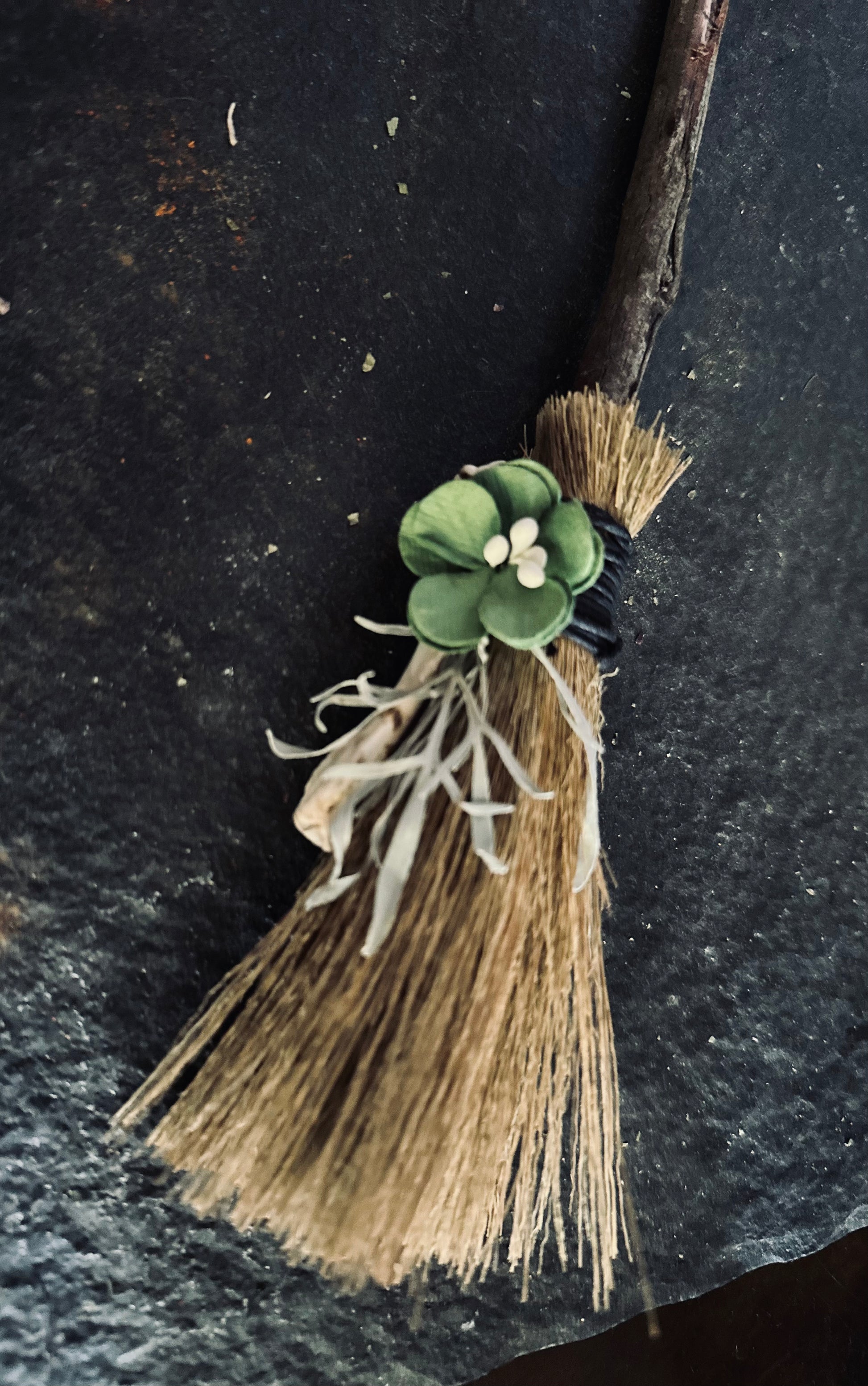 Mini witch’s besom - Euphemia Blackthorne