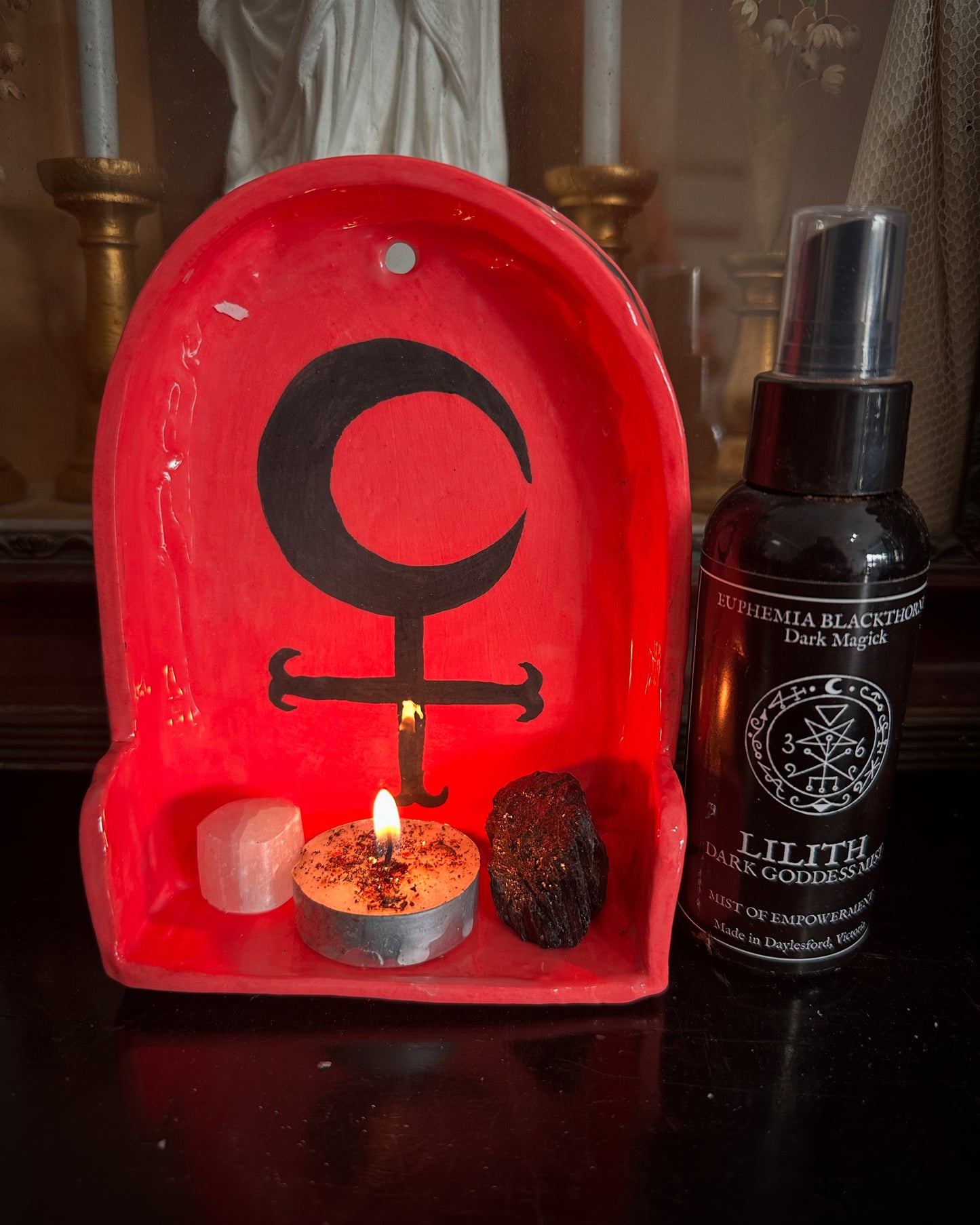 Lilith mini altar - Feral World