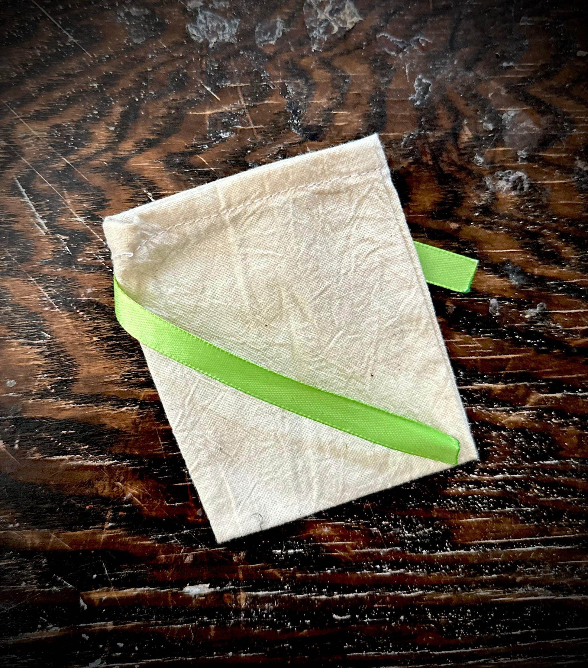 DIY Charm bags - Euphemia Blackthorne